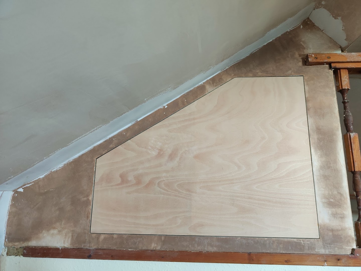 Kloniu Painting & Plastering Services — Photos 14
